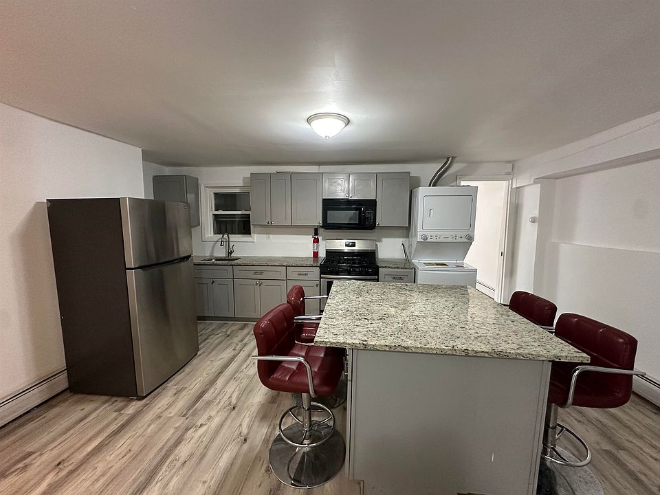 1st image of 87 Lexington Ave Floor 1