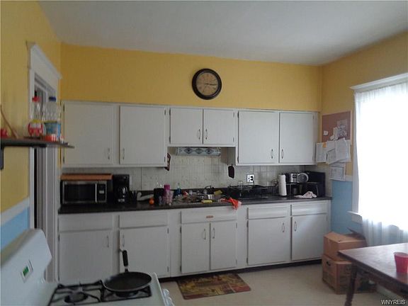 2nd image of 231 Minnesota Ave