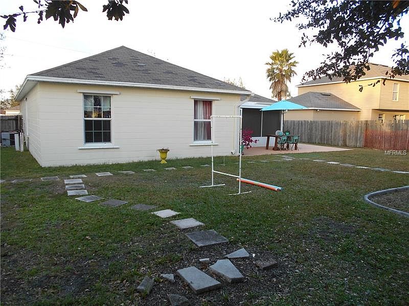 2nd image of 28 Dorset Dr