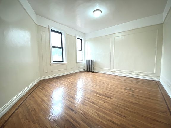 5th image of 114 W 238th St APT 4J