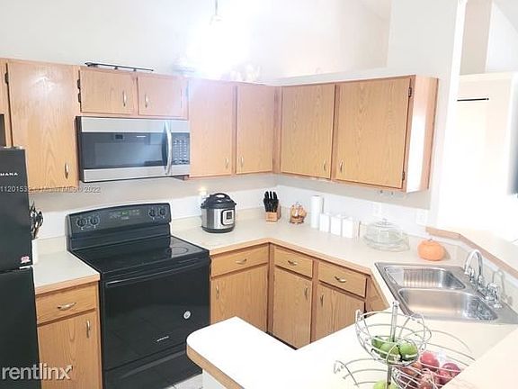 5th image of 1624 Falmouth Ave