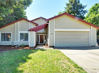 1260 Andalusia Dr, Sacramento, CA 95833