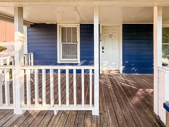 2nd image of 1718 Forest Ave