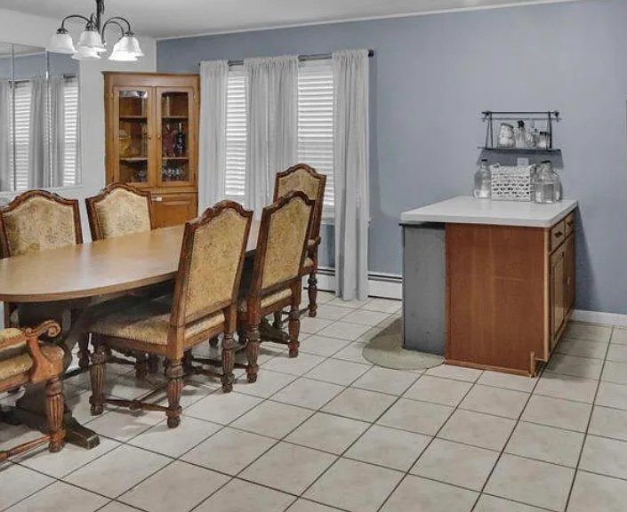 418 Haig Blvd — Photo 3