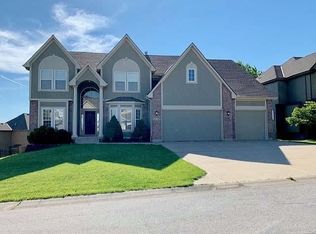 2604 SW Regency Dr, Lees Summit, MO 64082