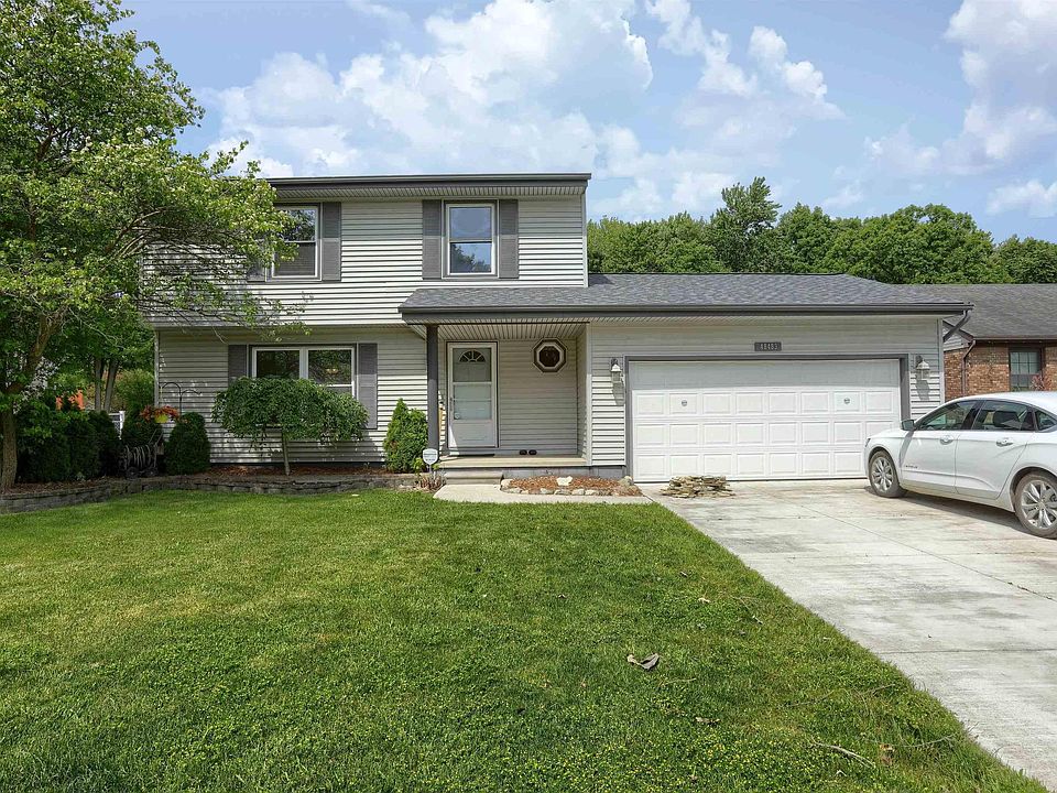 1st image of 48483 Carmine Ct