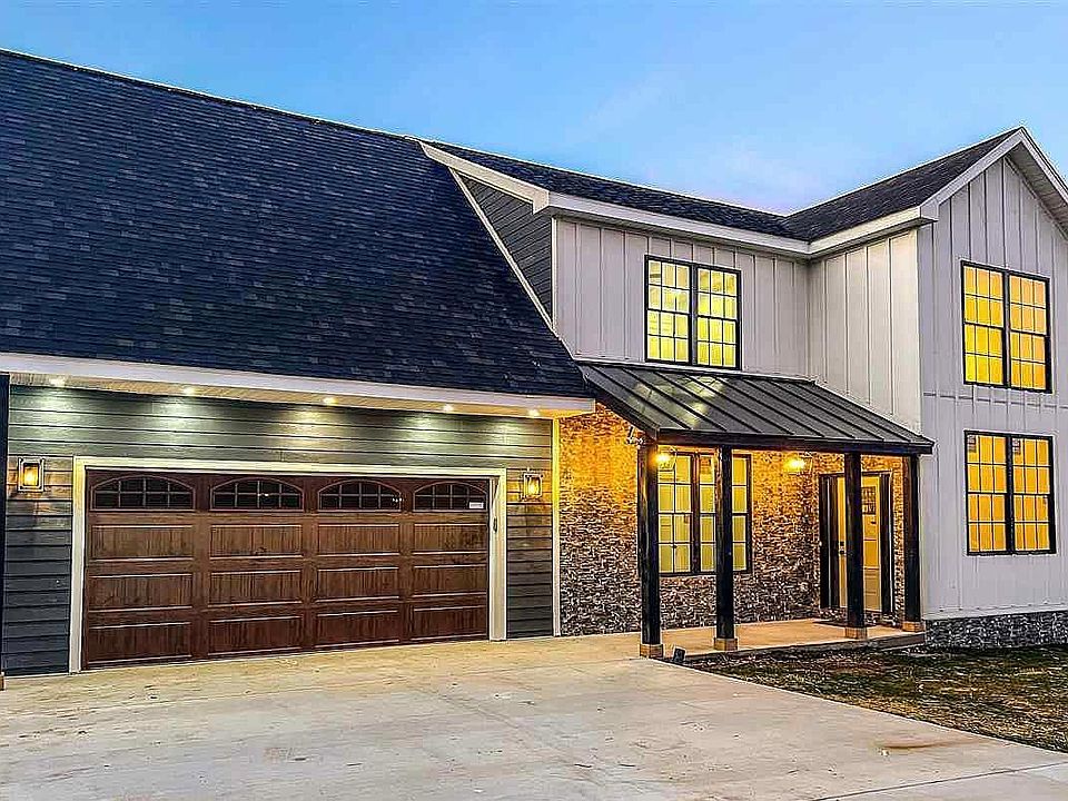 1st image of 499 Bowers Ln
