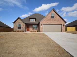 1920 Sicily Ave, Lowell, AR 72745