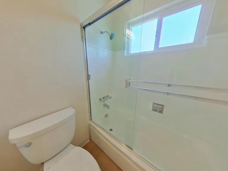 22 Coleman Pl #17 — Photo 9