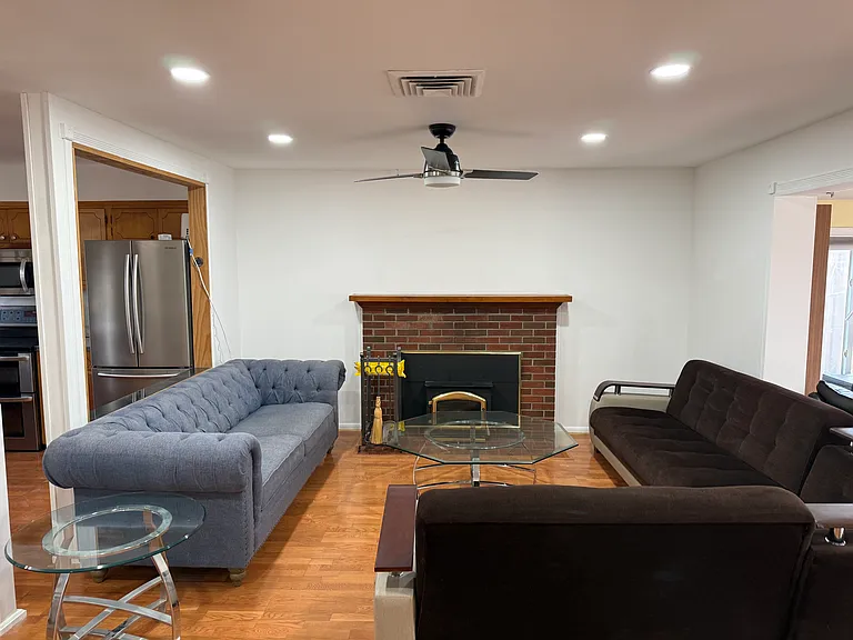 109 Belmont Dr SW #2 — Photo 9