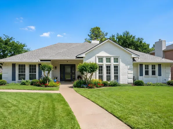 3220 David Dr, Hurst, TX 76054