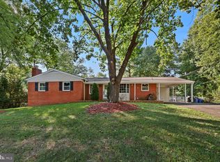 9027 Traveller St, Manassas, VA 20110