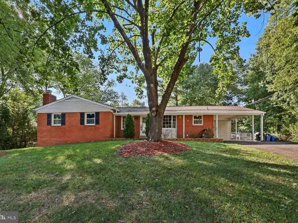 9027 Traveller St, Manassas, VA 20110