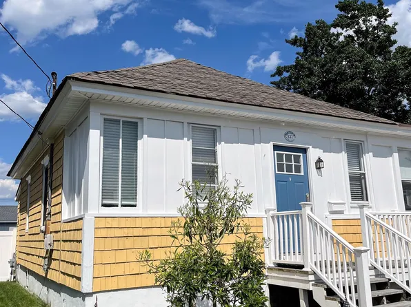 137 Gibbs Ave, Somers Point, NJ 08244