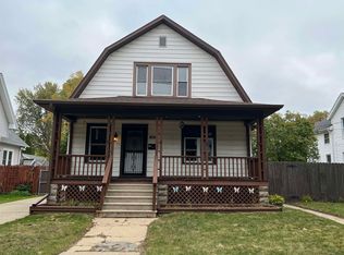 806 Kellogg St, Green Bay, WI 54303