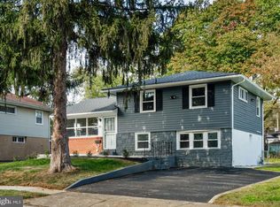 611 Wynnbrook Rd, Secane, PA 19018