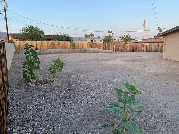 3rd image of 2397 Cosnina Dr