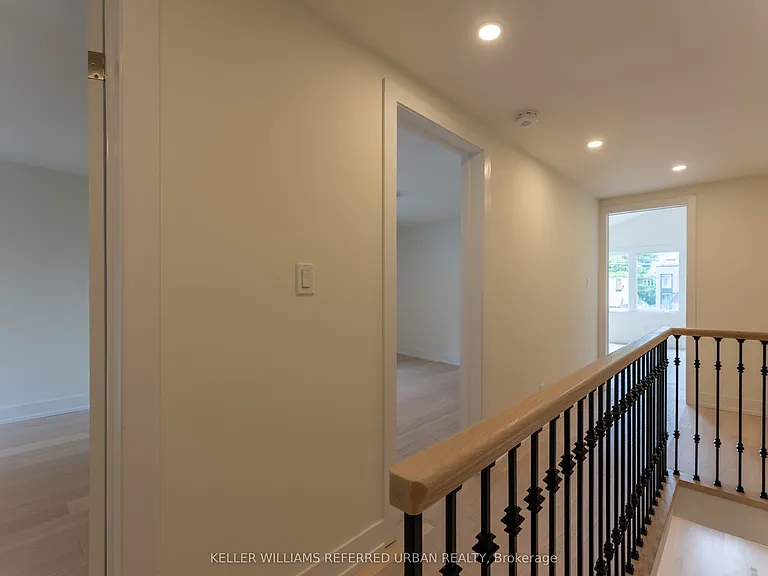 8 Doncaster Ave — Photo 17