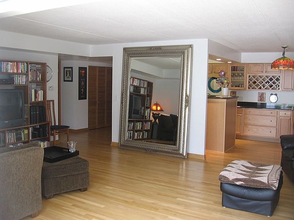 3/4" OAK FLOORS!