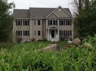 3 Burnham Rd, Windham, NH 03087