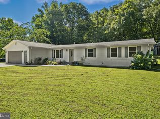 837 Pat Ln, Huntingtown, MD 20639