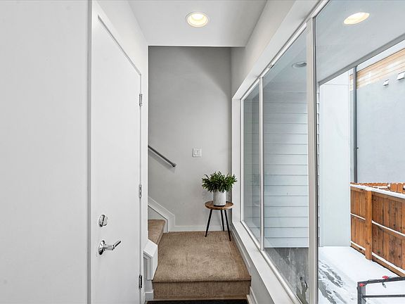 5th image of 1239 Tennyson St #3