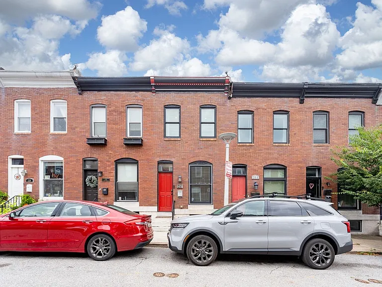 216 S Robinson St — Photo 1