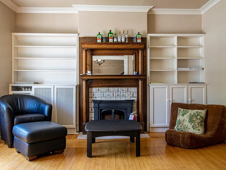 300 Frontenac St #5 — Photo 6