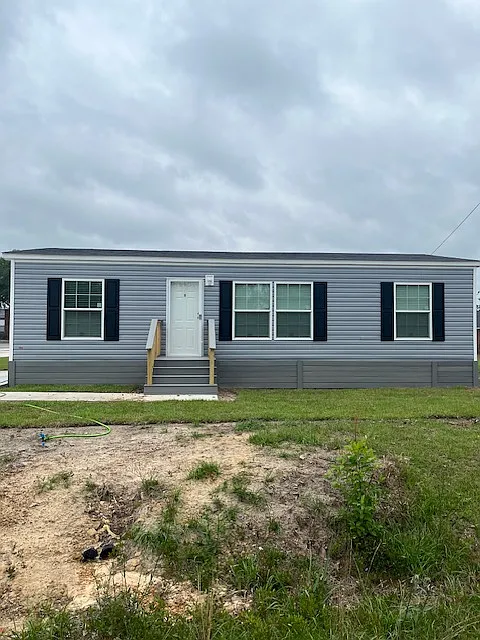 106 E Pecan Rd #1
