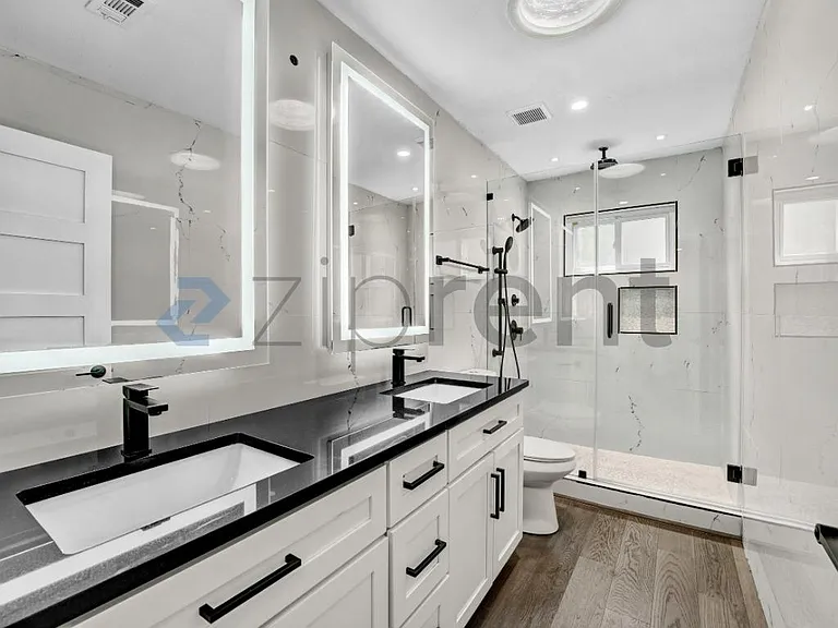 3600 Alexandria Dr — Photo 22