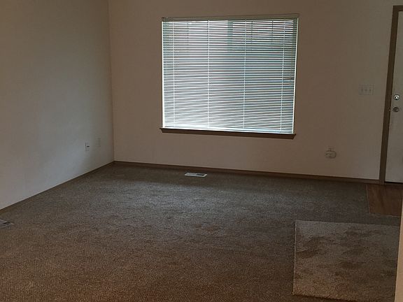 5th image of 2110 86th St E