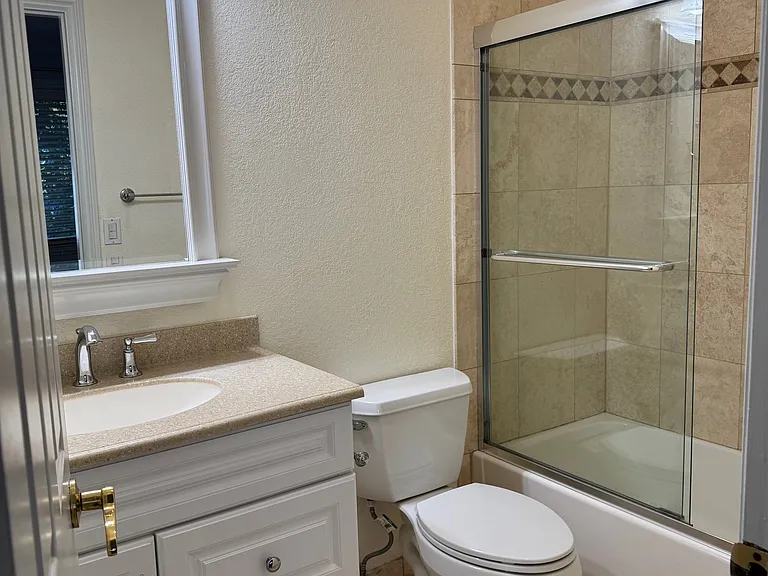 2681 Oak Rd #220 — Photo 13