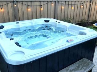 596 Matterhorn Ct, Marina, CA 93933