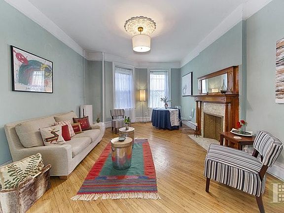 3rd image of 177 Amity St APT 1