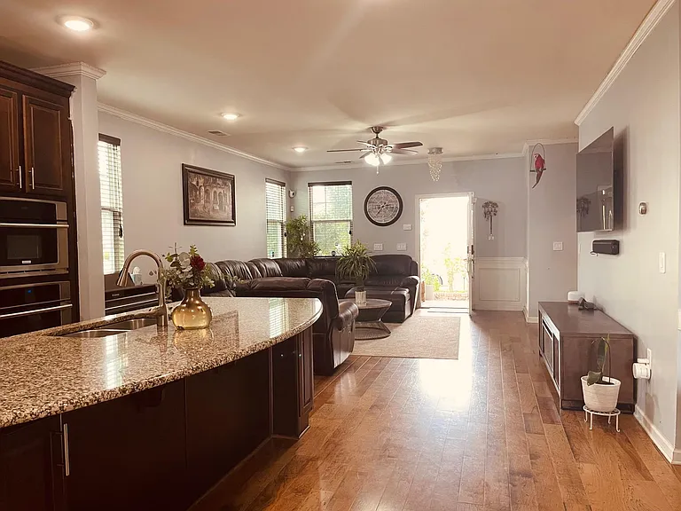 4860 Lily Garden Dr — Photo 10
