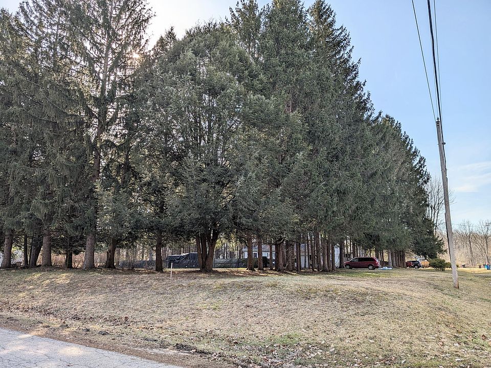 2nd image of 3rd St