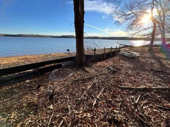 3 Meredith Lake Rd, Townville, SC 29689