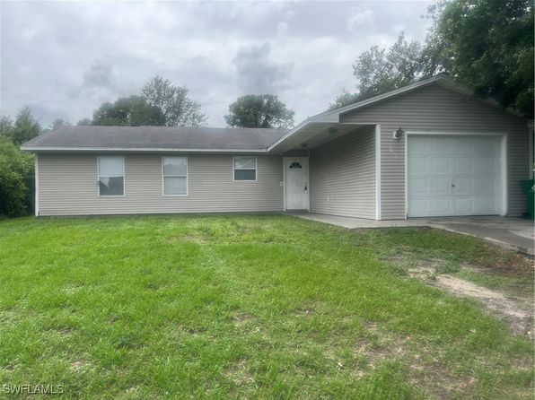 5013 N Obispo Cir