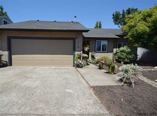 719 J David St SE, Salem, OR 97306