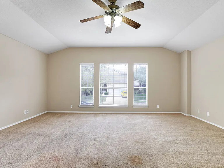 9610 Discovery Dr — Photo 19