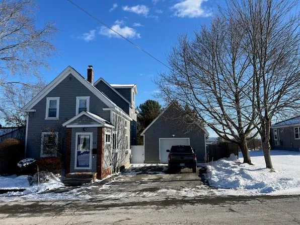 24 Hewey Street, Bangor, ME 04401