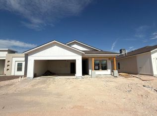 3881 Perspective St, El Paso, TX 79938