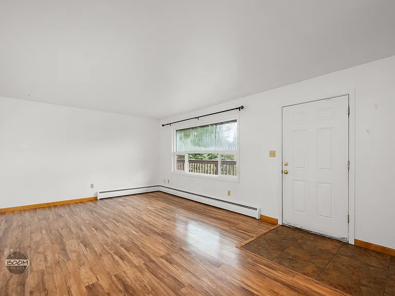 2326 Cordova St #17 — Photo 10