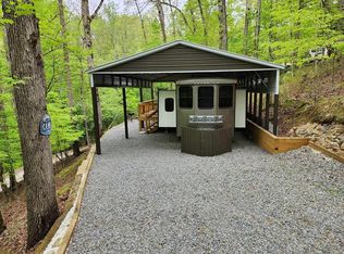 239 5th St, Ellijay, GA 30540