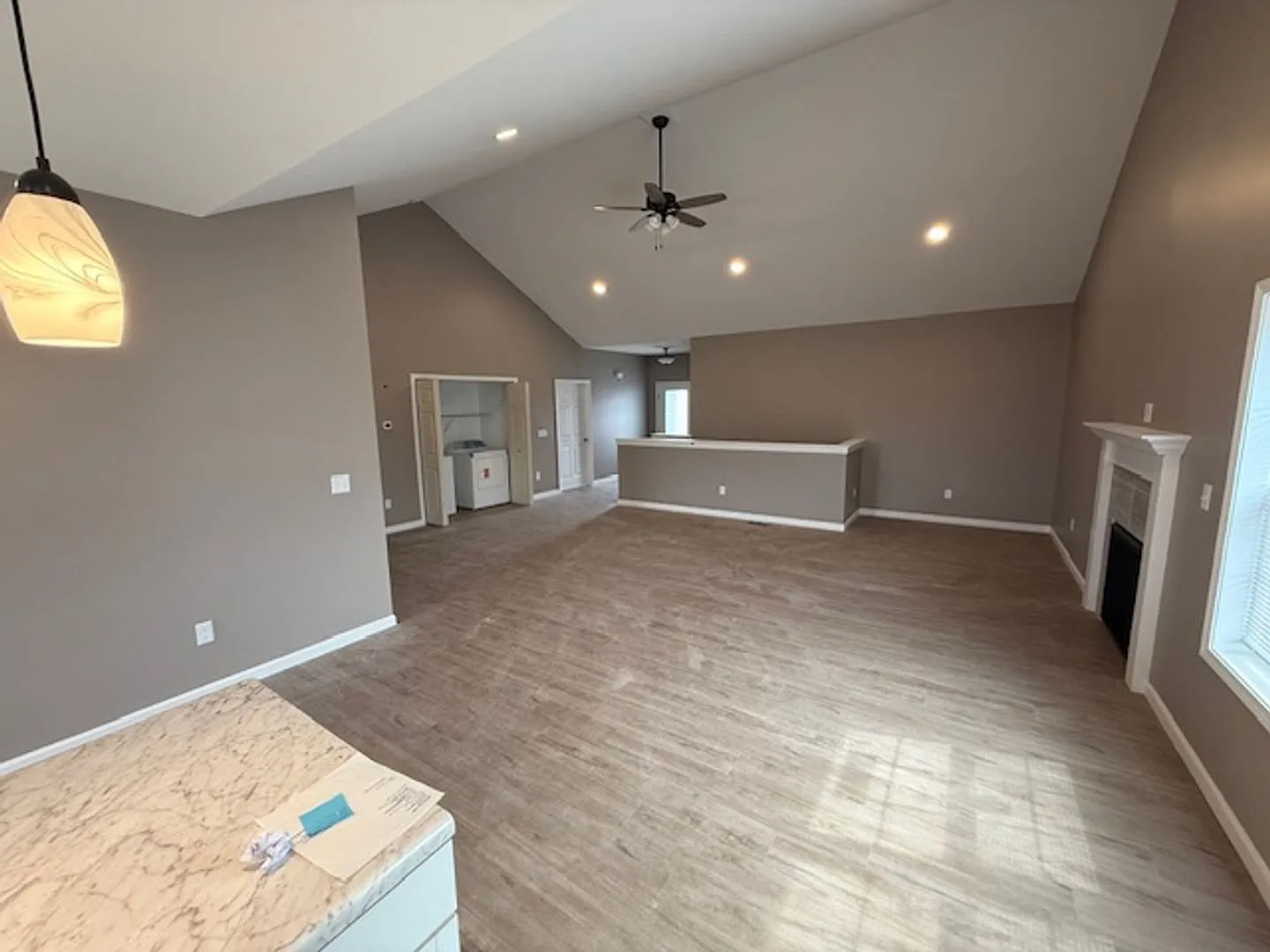 New Build 3 BR/2BA Duplex in Washington IL — Photo 2