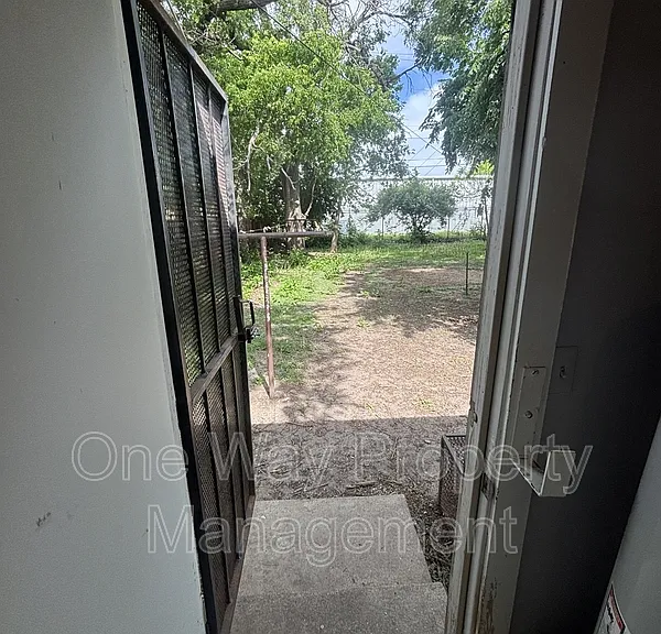 2134 N Minnesota Ave — Photo 16