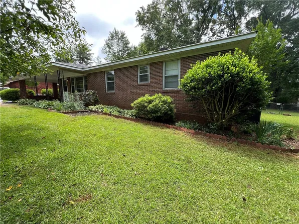 303 Evergreen Forest Dr, Seneca, SC 29678