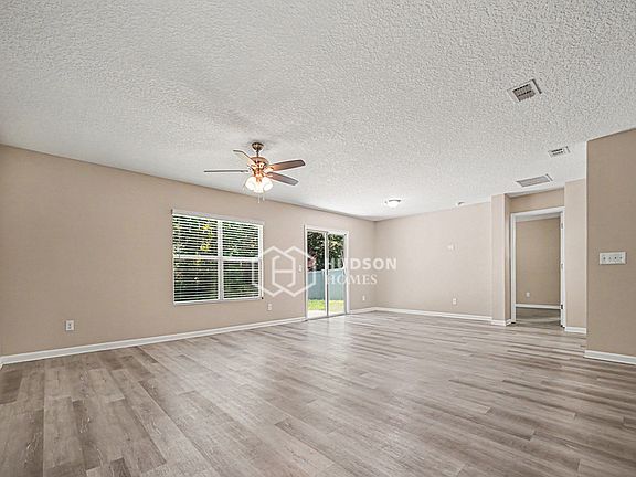 3rd image of 75075 Morning Glen Ct