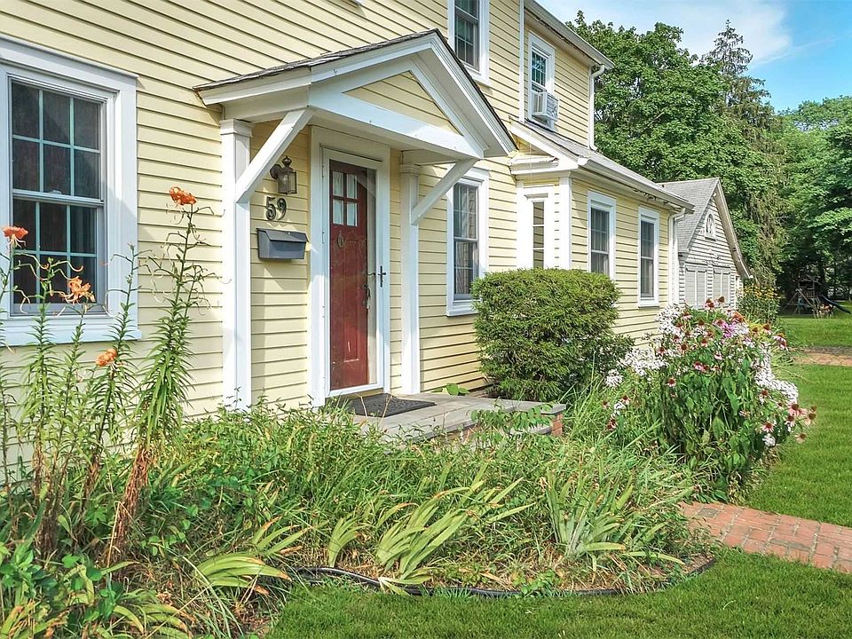 59 Oakwood Ave Bayport NY Zillow