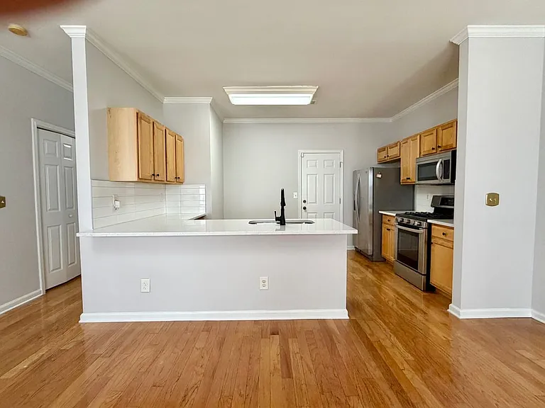 4216 Rogers Creek Ct — Photo 6